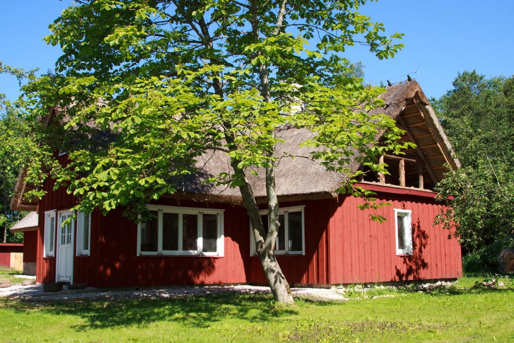 Laugu Holiday Resort Extérieur photo